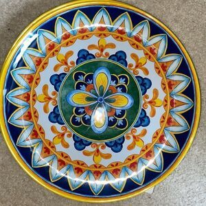 Panama Jack Set of Four Medallion Plates!